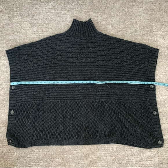 H&M Charcoal Gray Wool Blend Chunky Cable Knit Sweater Poncho Small - Picture 14 of 14